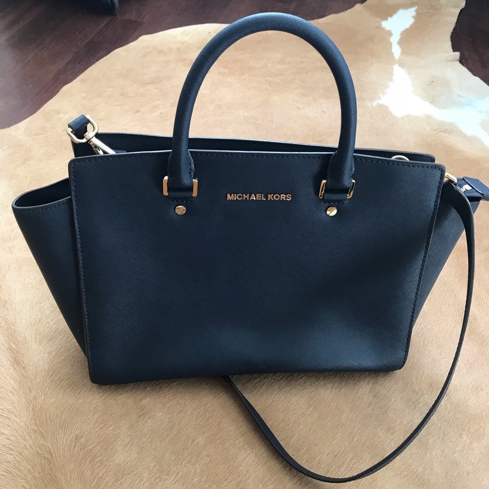 Michael Kors Selma Bag